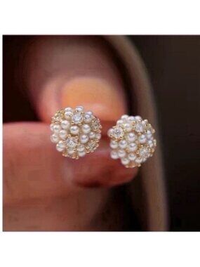 New! 14K Gold Plated Pearl Cluster Post Earrings NWOT